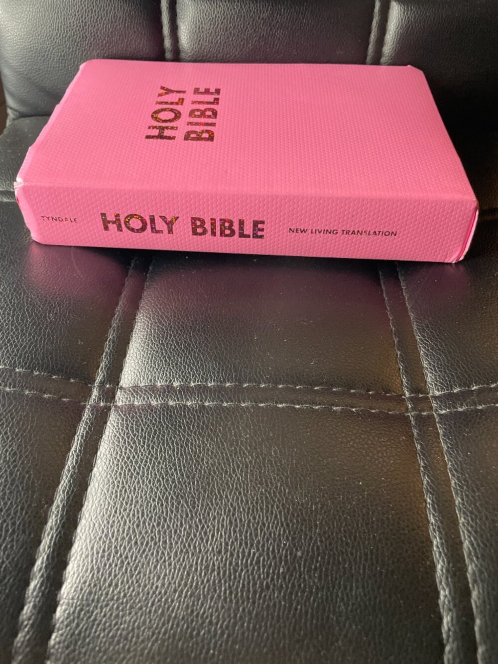 Holy Bible-Paperback Pink Cover - Picture 5 of 8